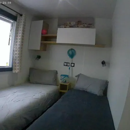 Mobil home moderne neuf et ultra équipé de 6 à 8 couchages avec WE ALL INCLUSIVE Canet-en-Roussillon Exterior foto